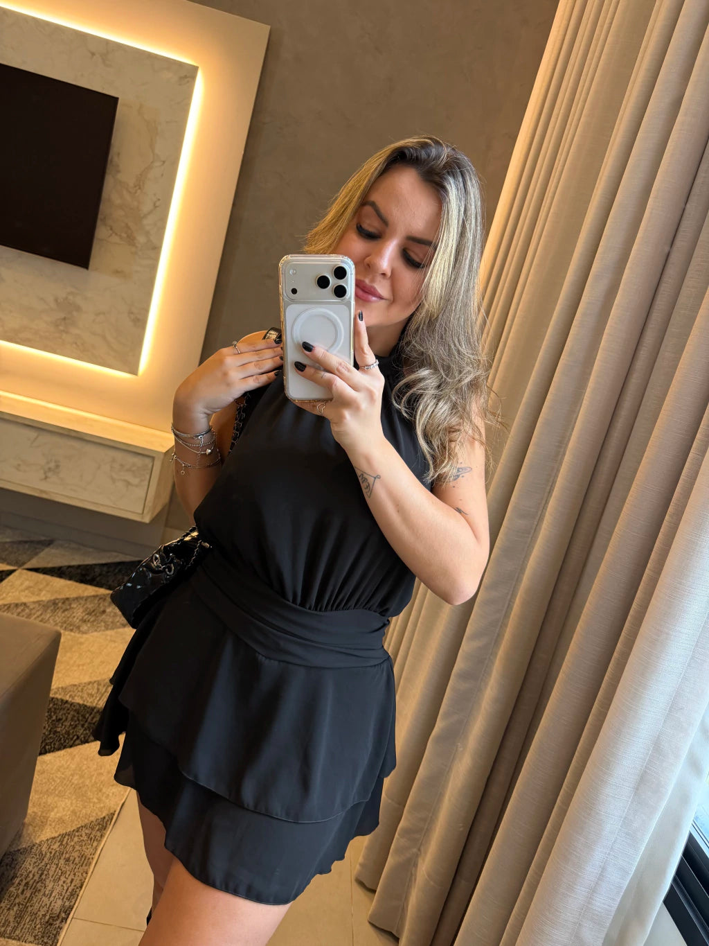 Macaquinho Babado Chifon Naty